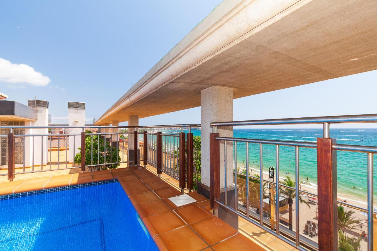 Uhc Las Palmas Apartment Salou Bagian luar foto