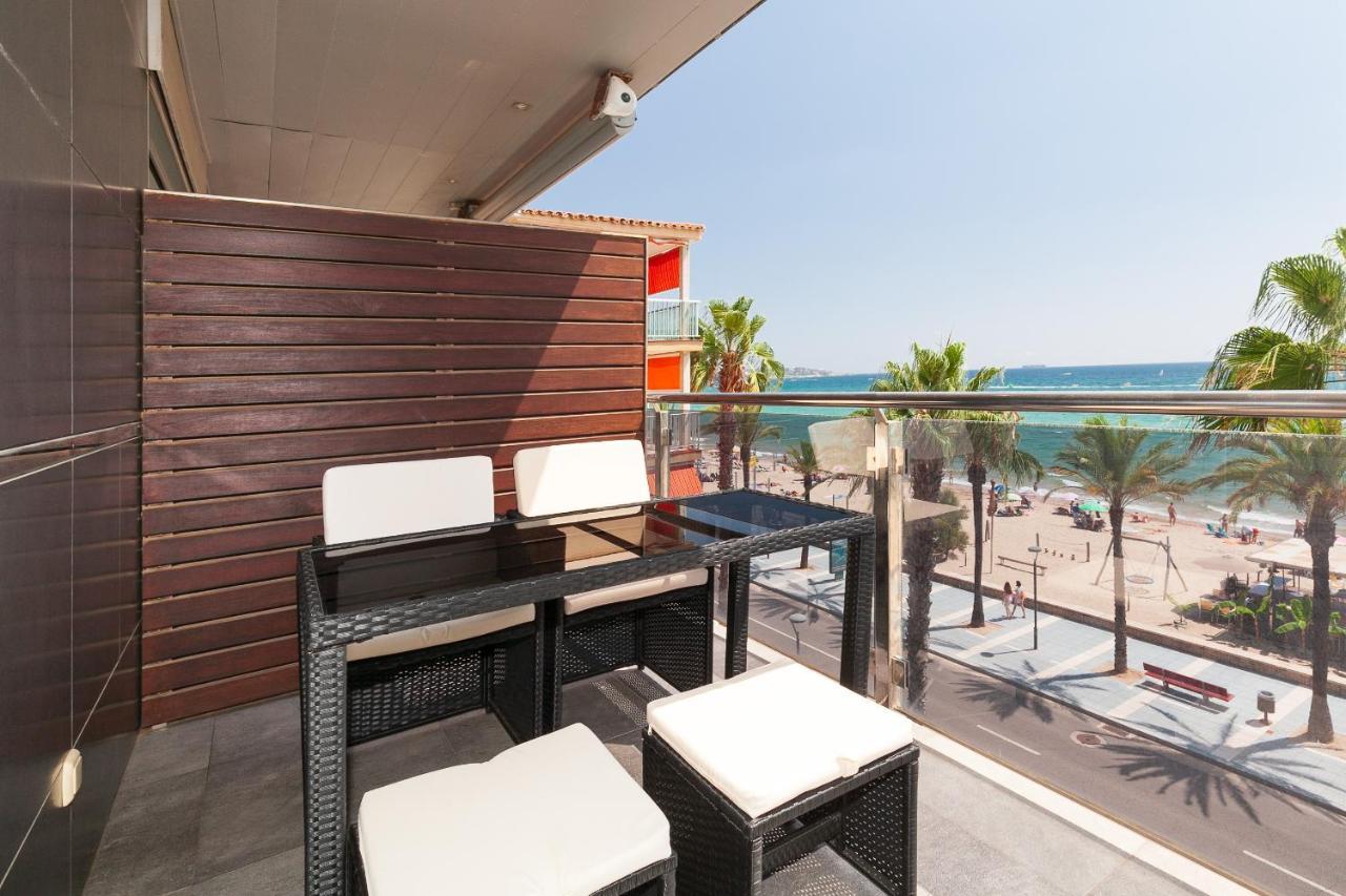 Uhc Las Palmas Apartment Salou Bagian luar foto
