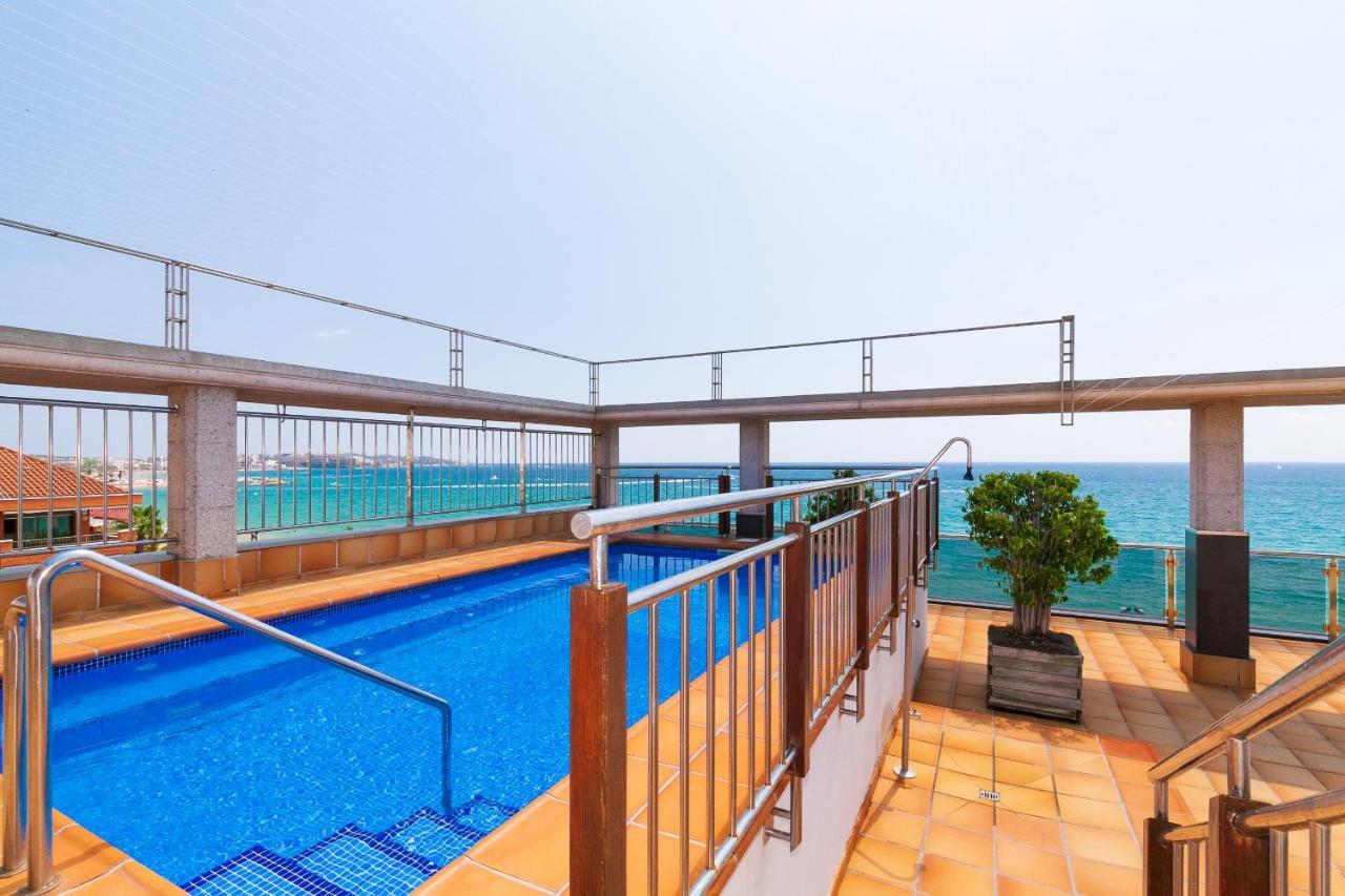 Uhc Las Palmas Apartment Salou Bagian luar foto
