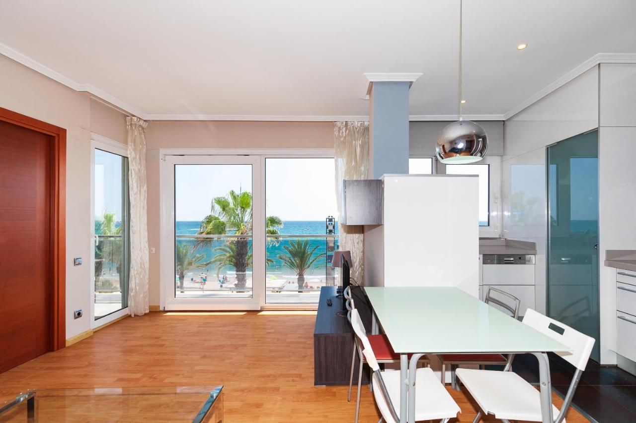 Uhc Las Palmas Apartment Salou Bagian luar foto