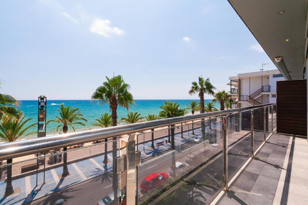 Uhc Las Palmas Apartment Salou Bagian luar foto